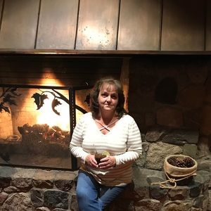 Meet your Posher, Julie